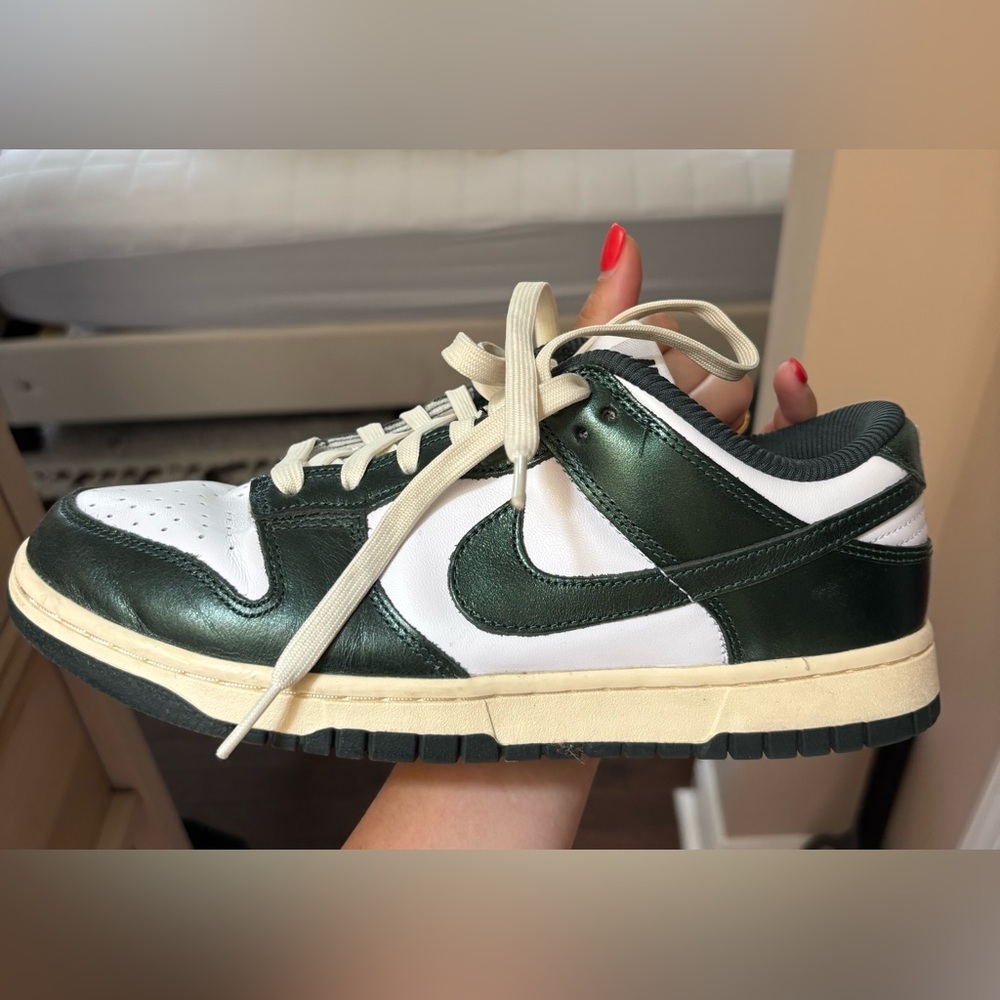 Nike Green and White Sneakers with Classic Dunk Design